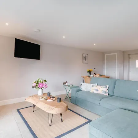 Nyaraló 1 Bed In Marishes Oc-l32536